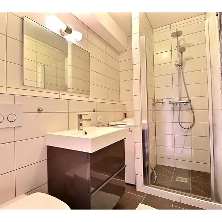 Immogroom - Renovated - Terrace - Ac - Wifi Apartment *